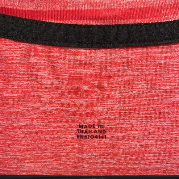 Patterned Tee - Picture 3 of 4